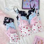 Hello Kitty Bra Panty Set