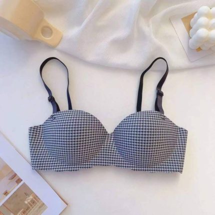 Half Cup Seamless Small Chest Wireless Bra